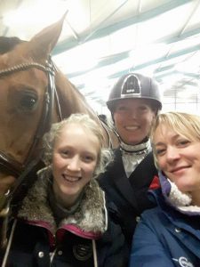 Selfie met de grooms Marjan en Nienke Wulff